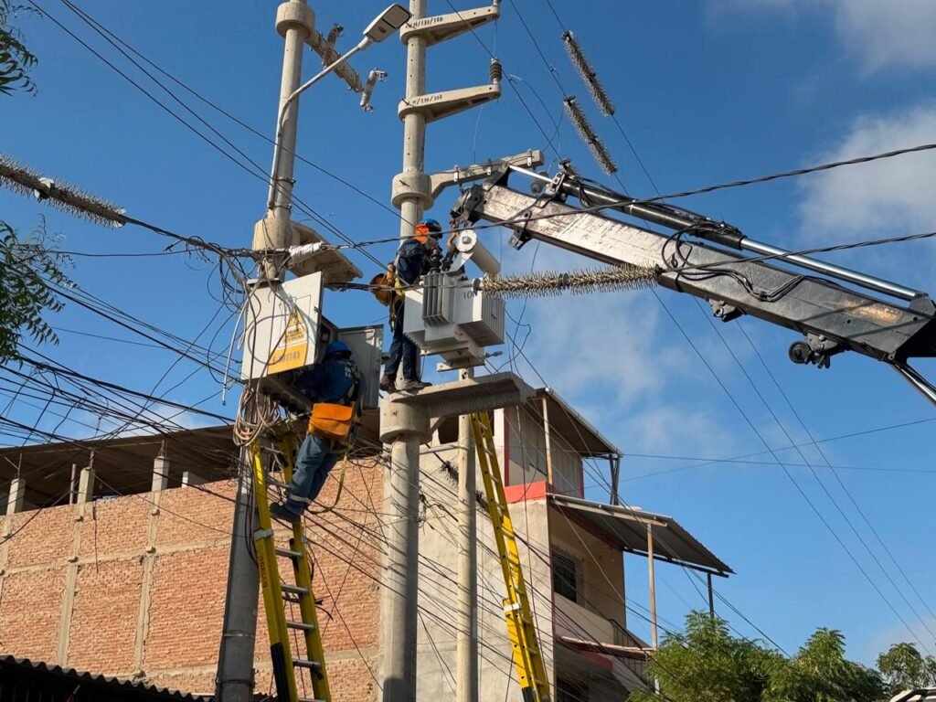 Por trabajos de reubicación de redes se restringirá el servicio en zonas de Ayabaca