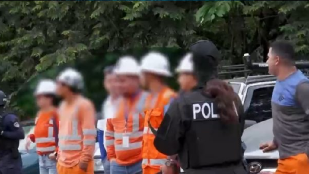 Costa Rica inicia la deportación de 56 peruanos que trabajaban de forma ilegal en una mina de oro