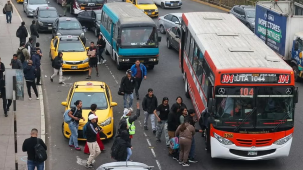 Transportistas anuncian paro en Lima y Callao para el 25 de agosto
