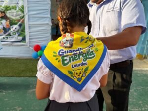 Escolares de Paita promueven el uso eficiente de la energía