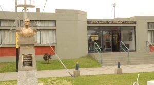 Gobierno interviene Liceo Naval Almirante Guise y entrega su administración al Minedu