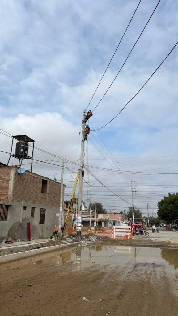 Enosa avanza en la reparación eléctrica en Santa Rosa y restablece el servicio en Castilla