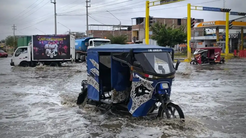 Piura y Tumbes bajo alerta por lluvias: Precipitaciones continuarían hasta el 26 de octubre